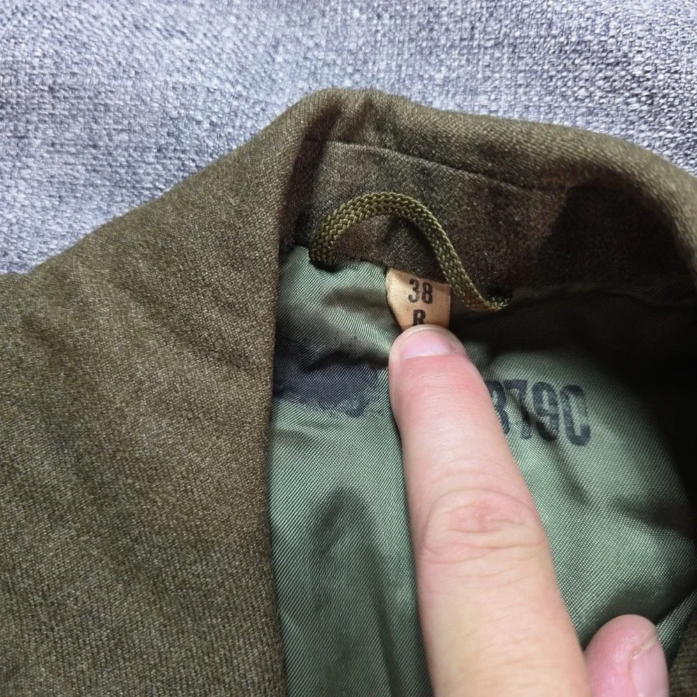 Vintage WW2 US Army 1944 Ike Military Jacket Field Jacket 38R Wool 7th Patch